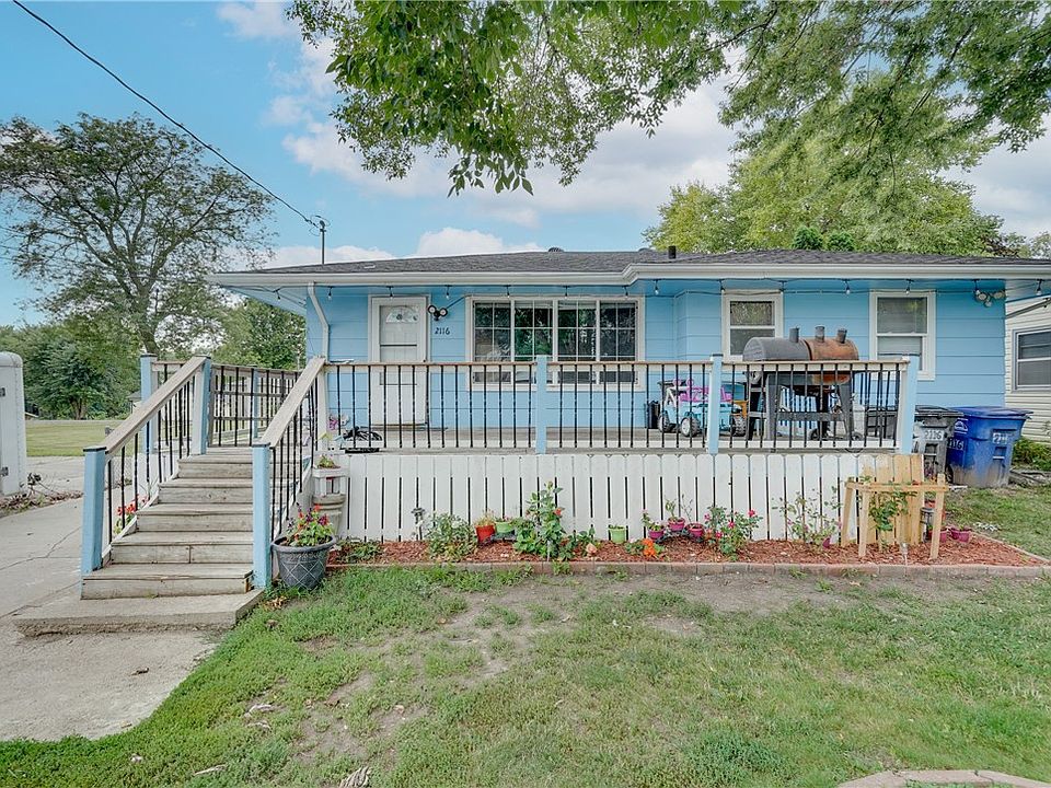 2116 E 38th Ct, Des Moines, IA 50317 | MLS #679312 | Zillow