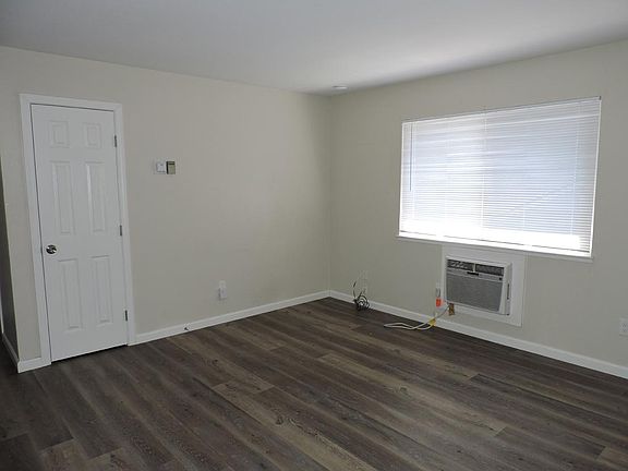 4th image of 2722 U St APT 5