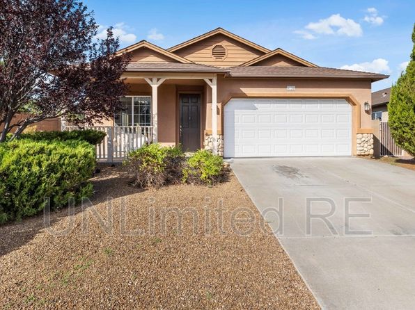 8120 N Whistling Acres Way