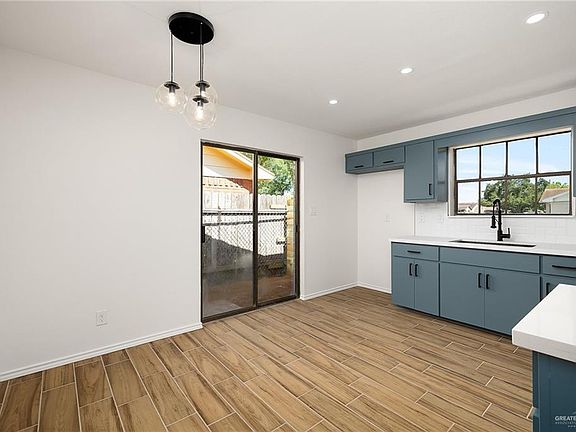 5th image of 2317 N 31st St