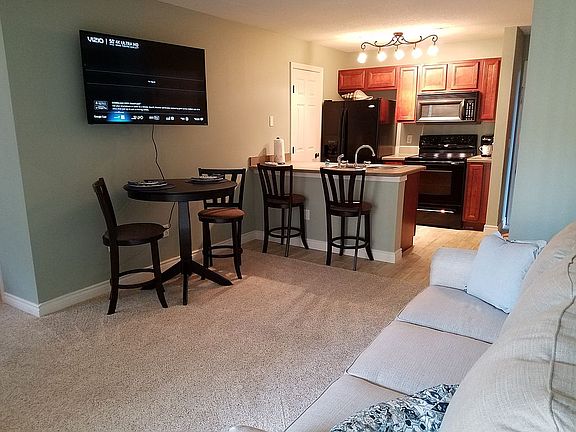 5th image of 1401 S Palmetto Ave APT 424