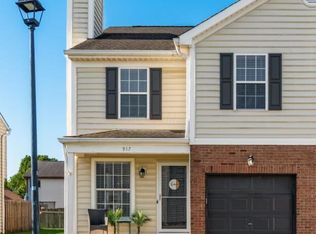 917 Philadelphia Dr #17F, Westerville, OH 43081