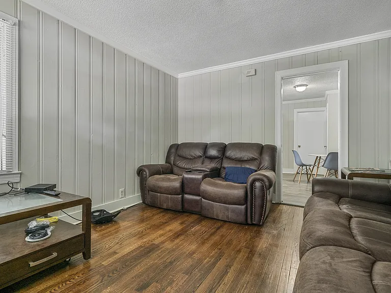 2320 Olando St #1 — Photo 5