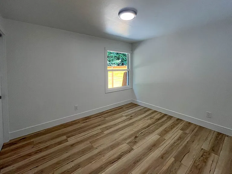315 NE 148th Ave — Photo 34