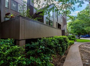 283 Litchfield Ln, Houston, TX 77024
