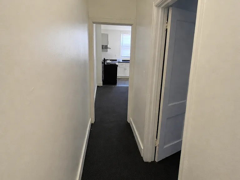 6232 Chestnut St #1 — Photo 11