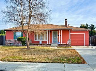 2120 Lake Dr, Stockton, CA 95204