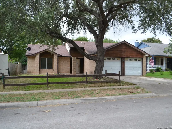 11009 FOREST CROWN, Live Oak, TX 78233