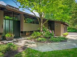 345 Cartwright Rd, Wellesley, MA 02482