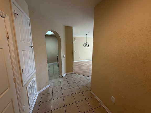 2nd image of 6335 Contessa Dr APT 204