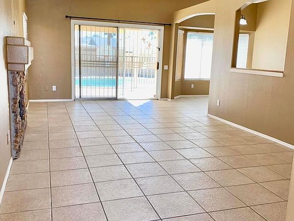 2nd image of 3363 E Kelton Ln