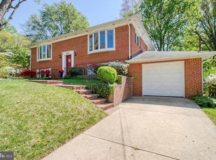 10613 Springmann Dr, Fairfax, VA 22030