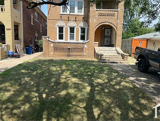 4th image of 2988 Richton Ave