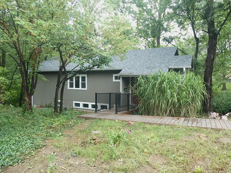 1115 Ridge Rd — Photo 1