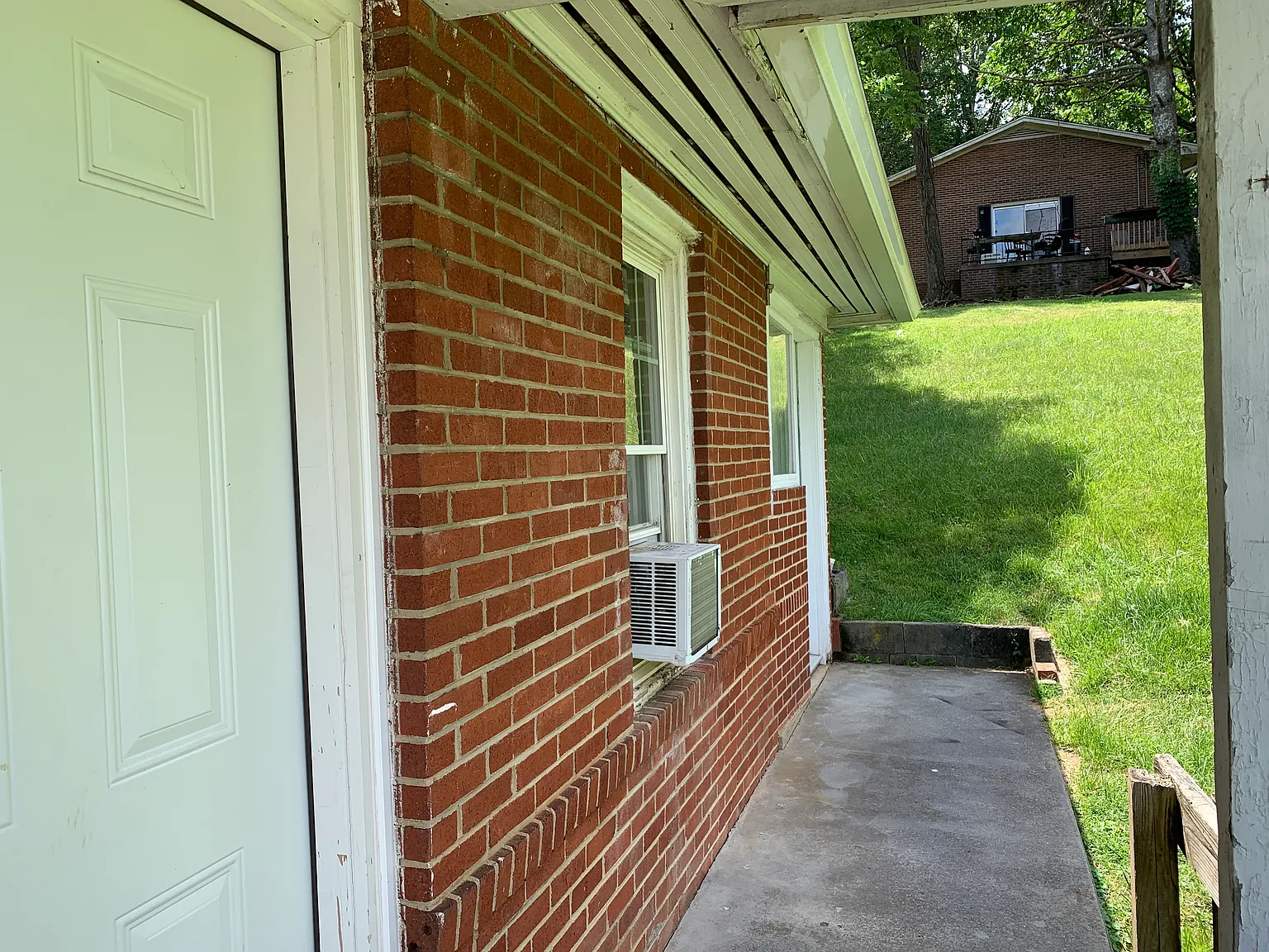 2 bed, 1225 sqft, $1,295 — Photo 2
