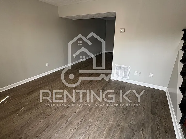 113 Manna Dr — Photo 2
