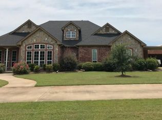 940 New Jefferson Rd, Paris, TX 75460