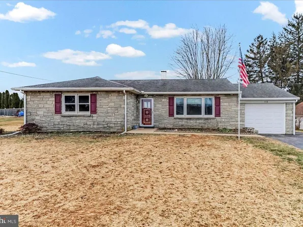 172 Hilltop Dr, Cochranville, PA 19330