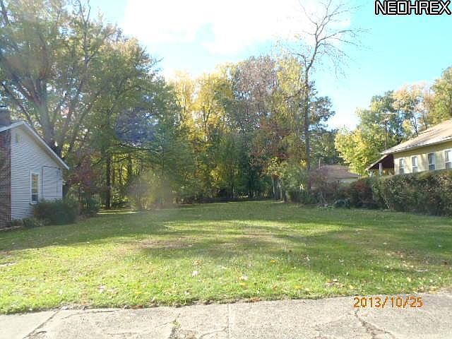 1st image of 4128 W 227th St