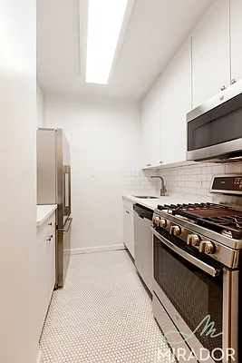 Rented by Mirador Real Estate | media 4