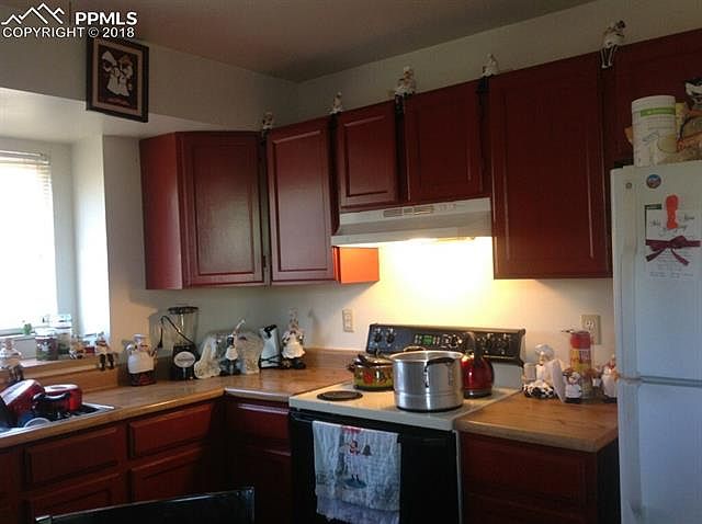 2nd image of 1018 Mazatlan Cir