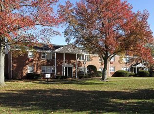 Country Club Apartments, Eatontown, NJ 07724