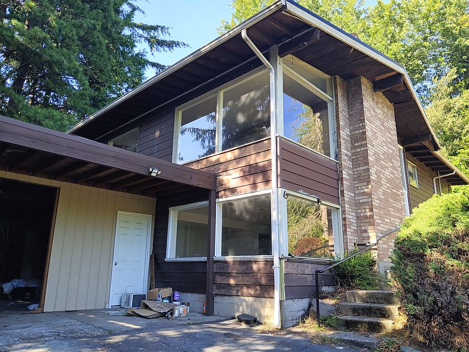 1st image of 216 S 173rd Pl