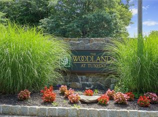 11 Woodlands Dr, Tuxedo Park, NY 10987