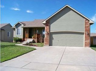 1520 Prairie Hl, Park City, KS 67219
