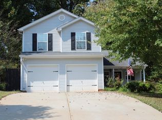1288 Walnut Dr, Winder, GA 30680