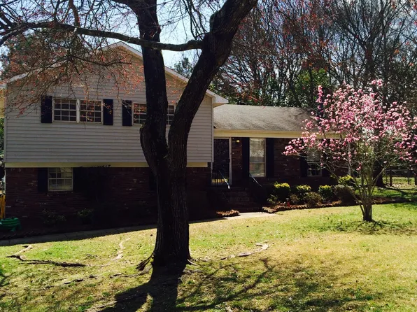 509 Canterbury Rd, Pelham, AL 35124