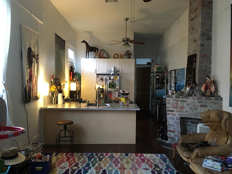 One of the stools visible here. Metal rack also visible here