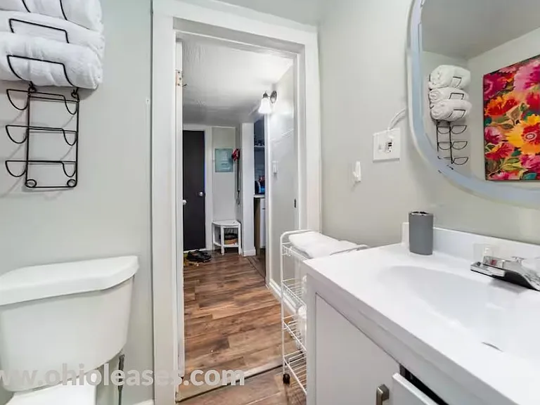 3777 Irving Park Ave — Photo 15