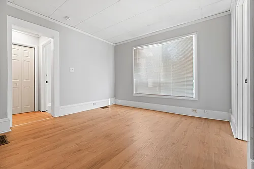 322 S Stewart Ave Photo 1