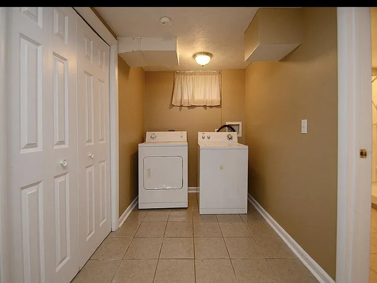 4355 S 41st Ave — Photo 7