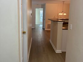 100 Kensington Blvd
