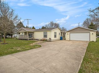 643 River Rd, Coldwater, MI 49036