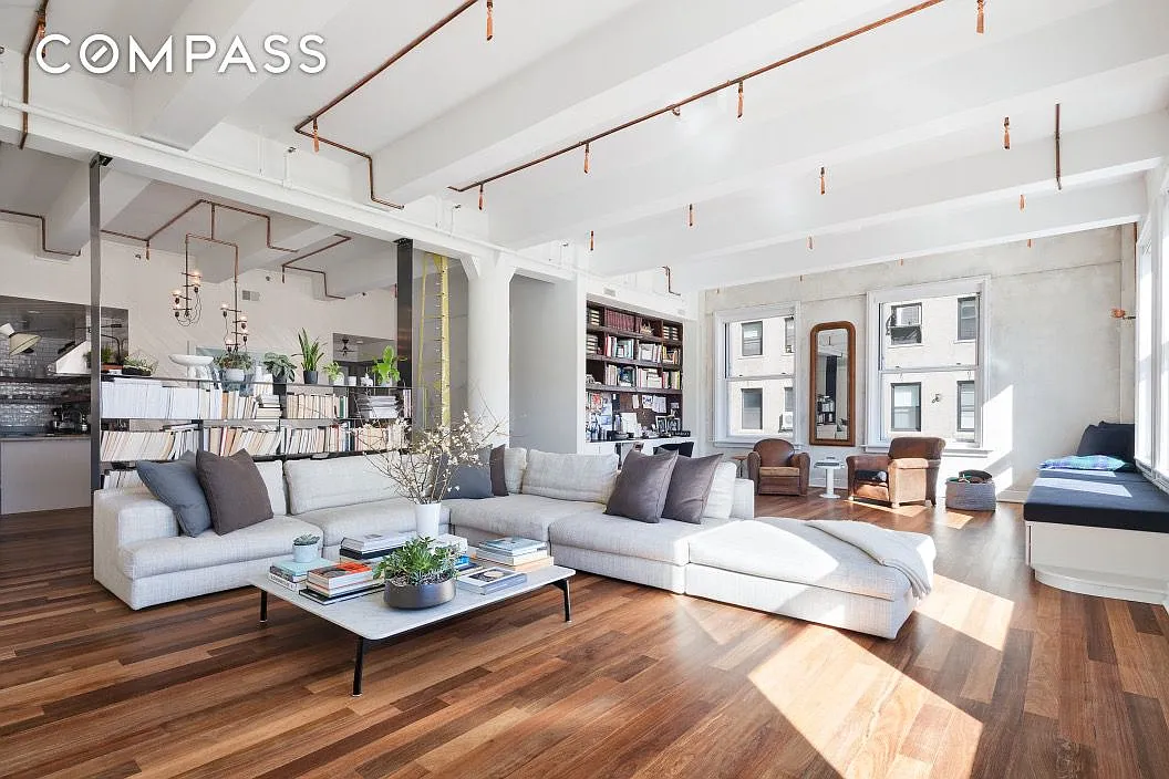 161 Hudson St APT 2B photo 1