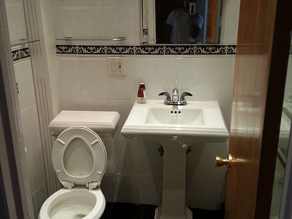 5th image of 5024 39th Pl