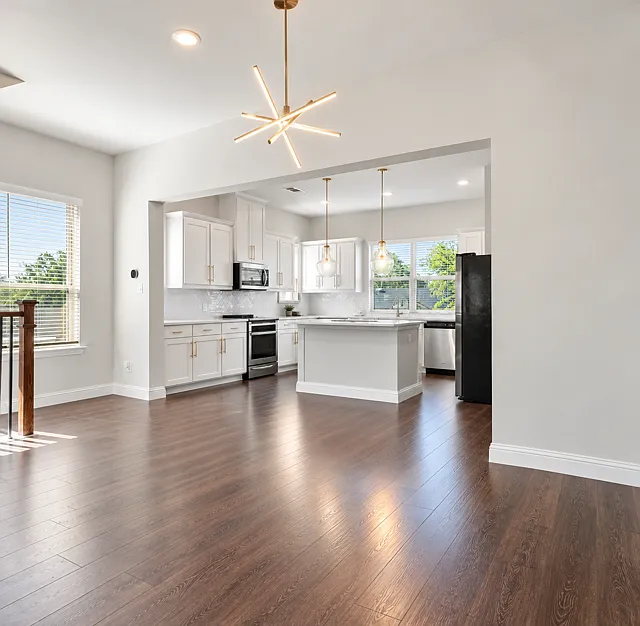 3 bed, 2181 sqft, $3,000 — Photo 1