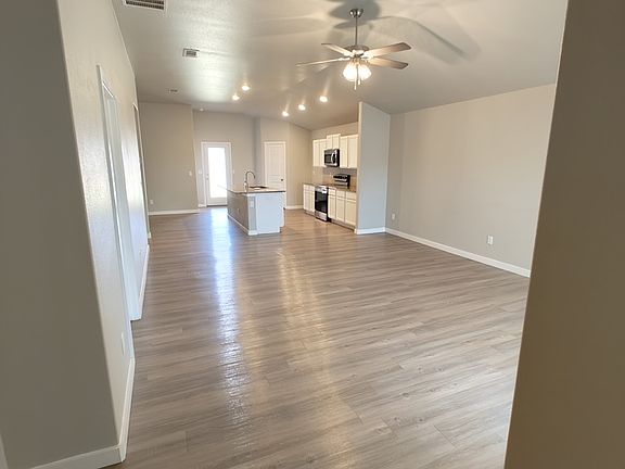 3rd image of 2703 Ranch Ave