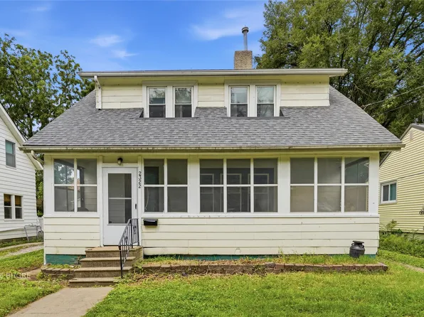 2322 E 11th St, Des Moines, IA 50316