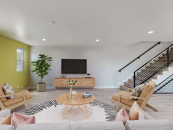 4th image of 5654 Elmer Ave #5656
