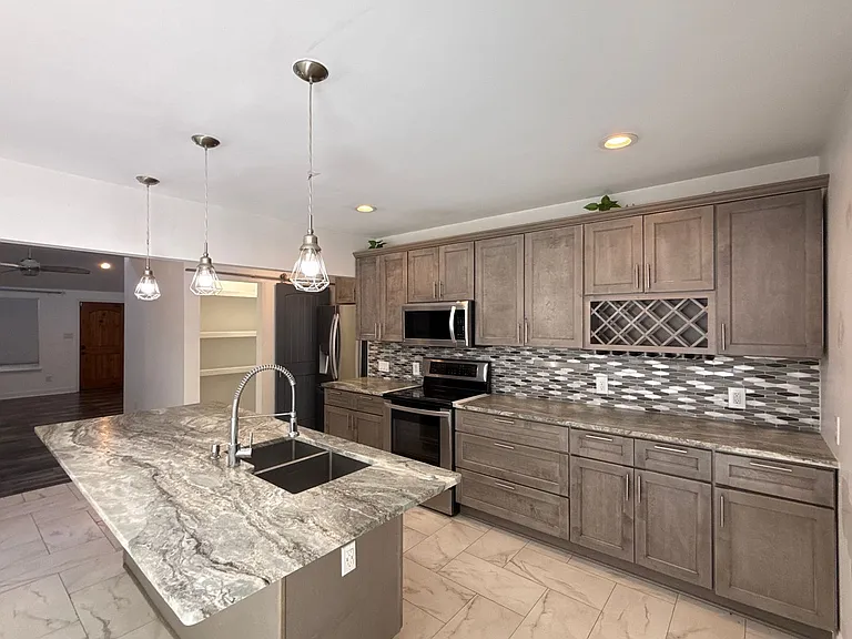 6814 Pence Rd — Photo 11