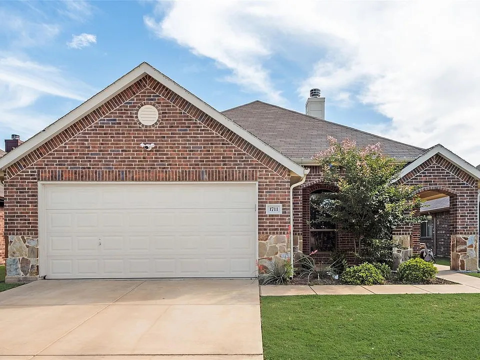 1711 Wooley Way