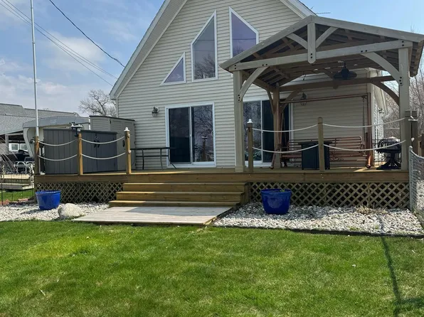 6934 Beadle St, Caseville, MI 48725