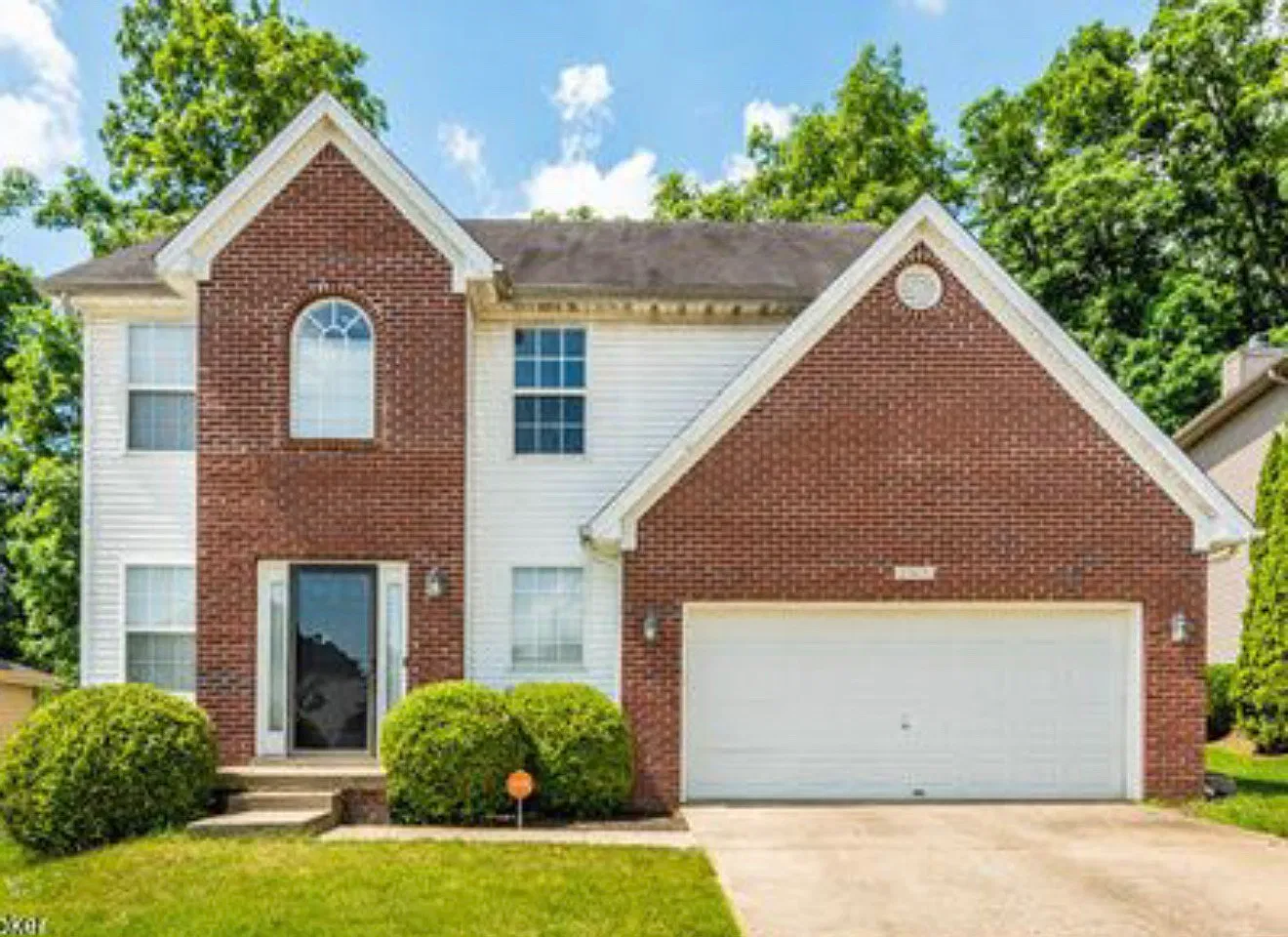 3 bed, 1576 sqft, $2,600 — Photo 1