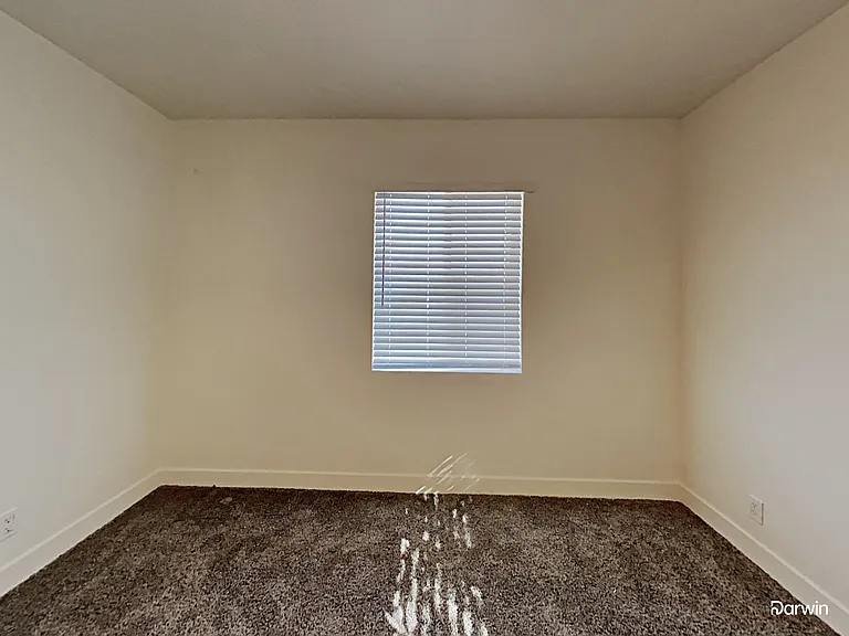 2431 W Shady Glen Ave — Photo 9