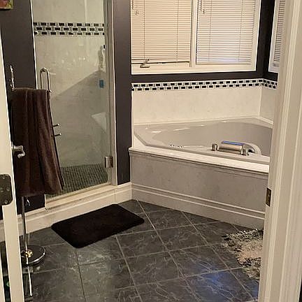 5th image of 6525 Southampton Dr