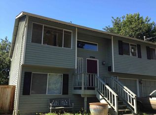 1753 NE 89th St, Seattle, WA 98115